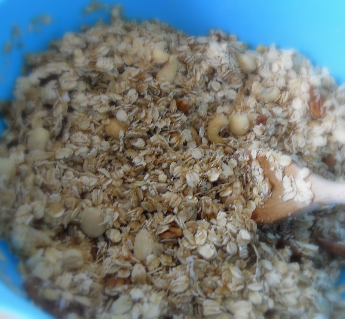 The English Kitchen Fruity Breakfast Granola